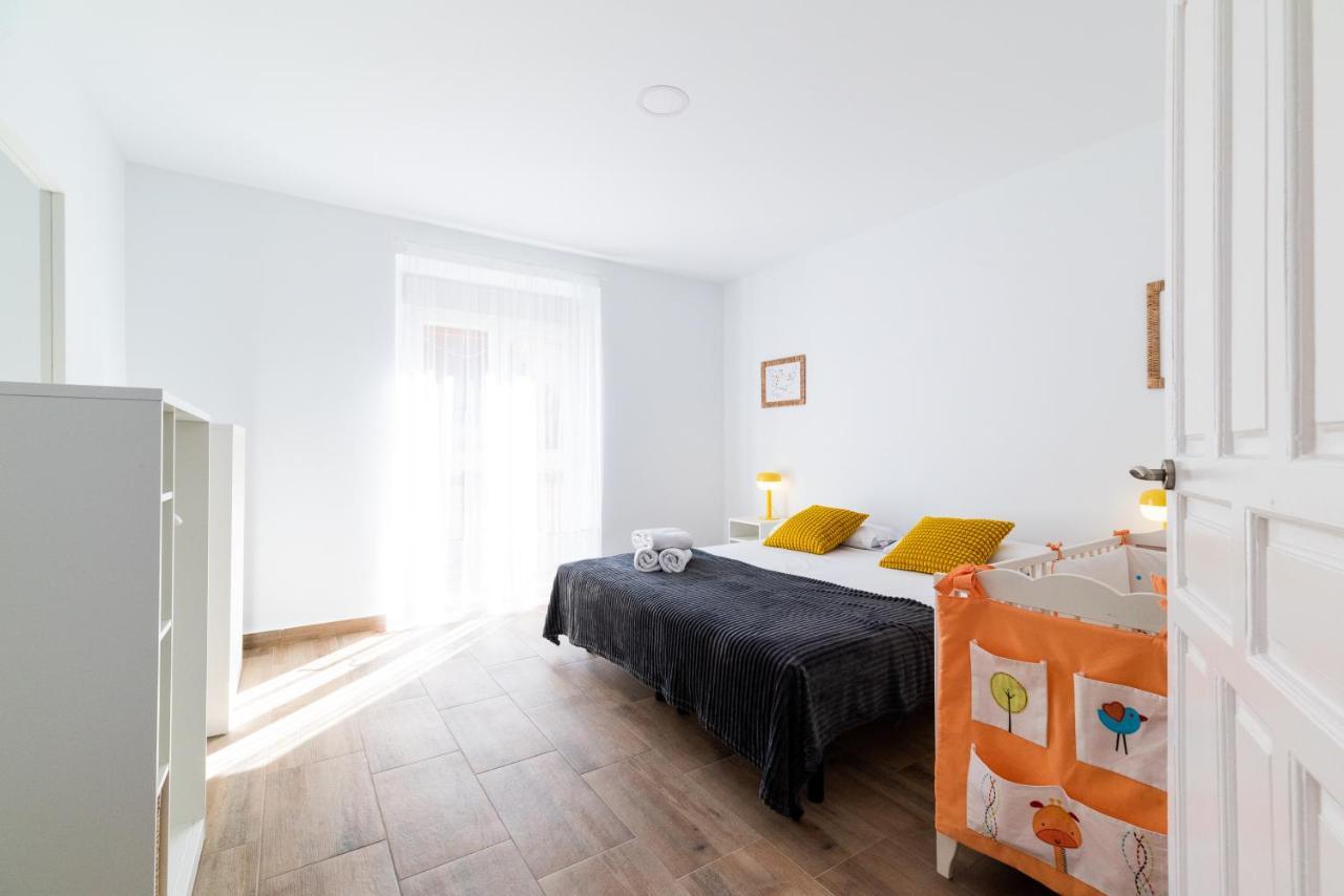 Wekey Homes San Miguel Con Patio, Centro Ciudad Granada Bagian luar foto